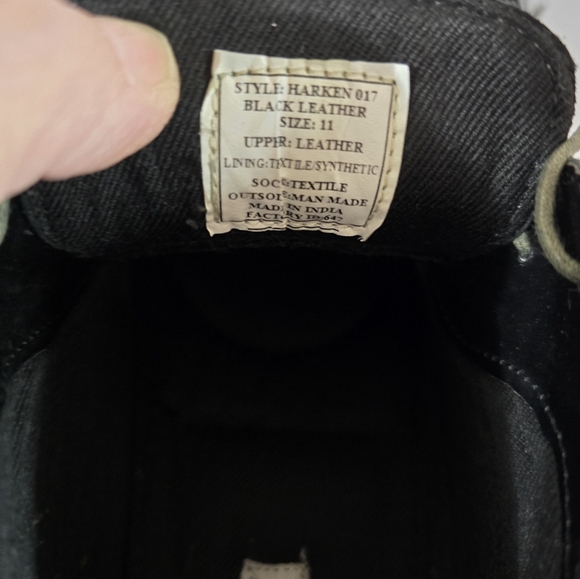 Steve Madden 11 - Picture 2 of 9